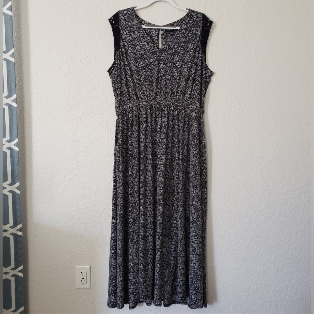 Lane Bryant Black and white dress size 22/24